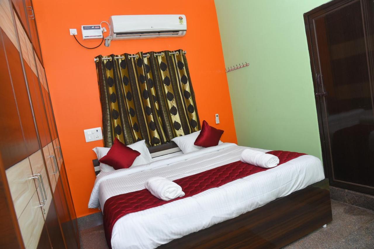 Four Seasons Home Stay Тирупати Екстериор снимка
