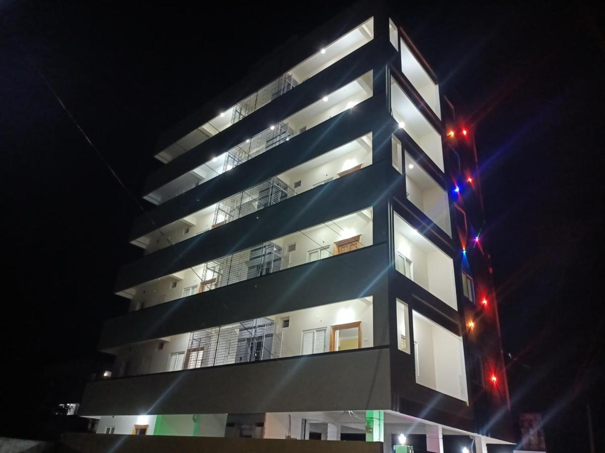 Four Seasons Home Stay Тирупати Екстериор снимка