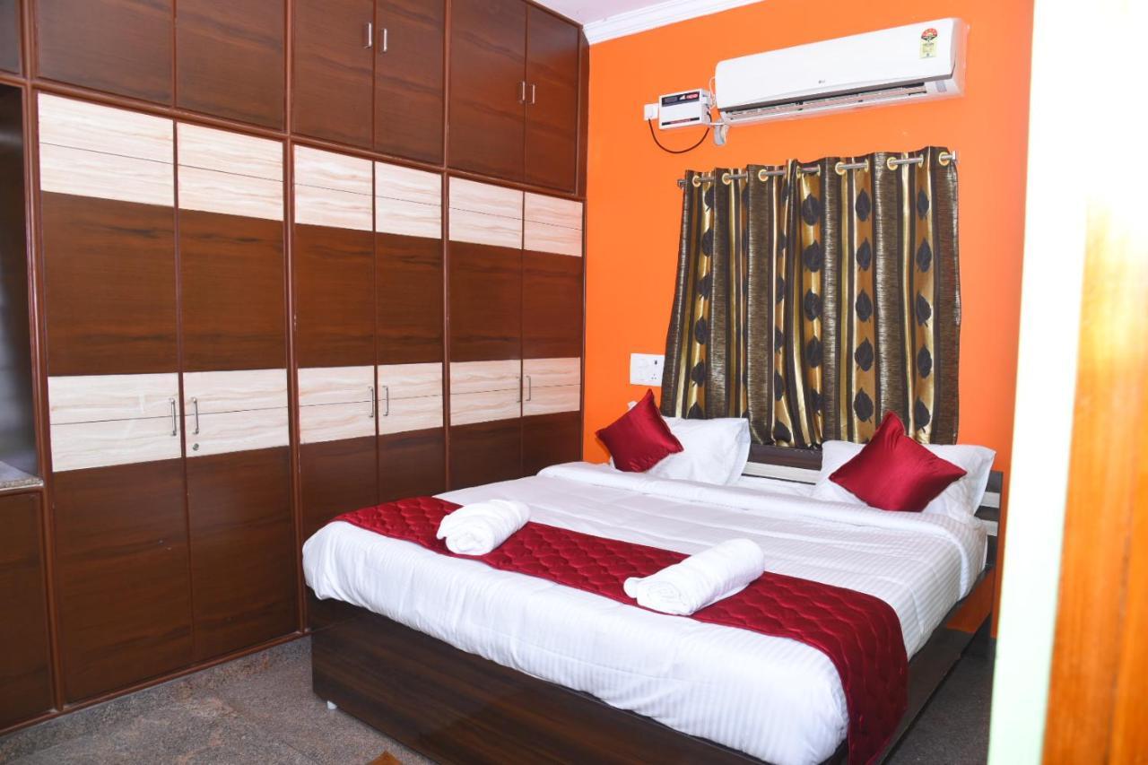 Four Seasons Home Stay Тирупати Екстериор снимка
