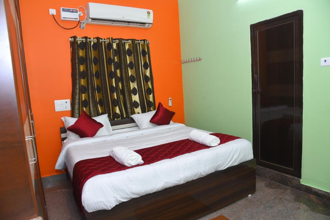 Four Seasons Home Stay Тирупати Екстериор снимка
