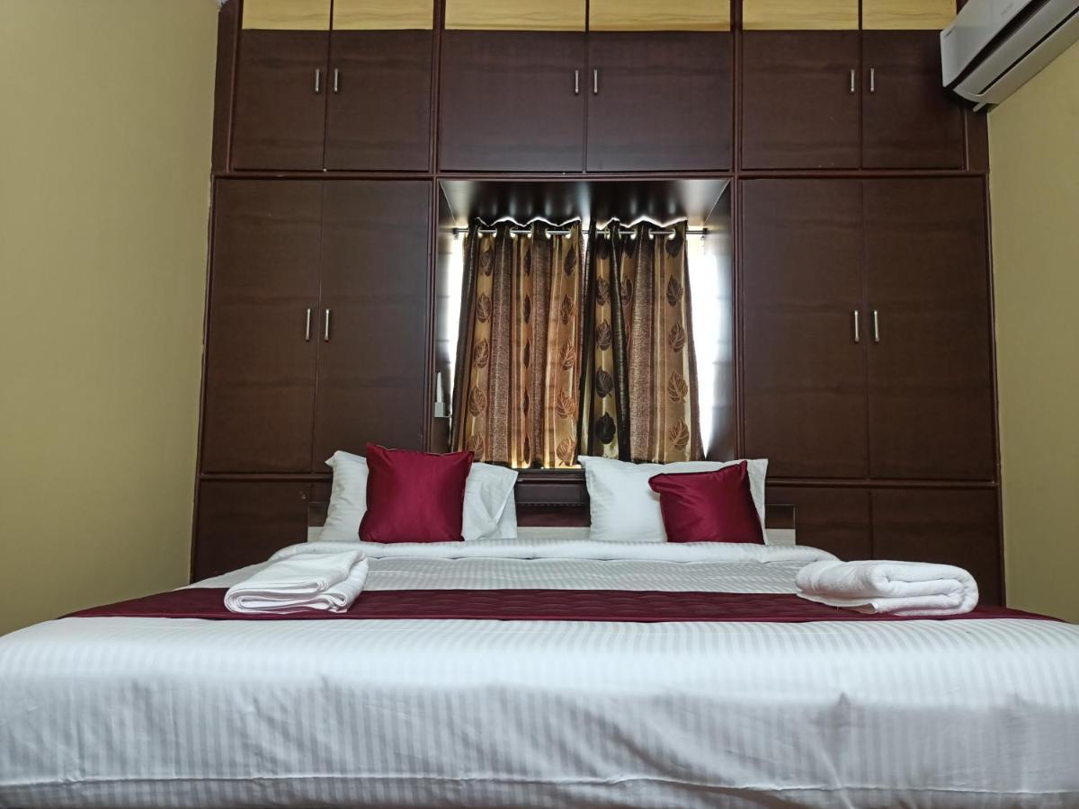 Four Seasons Home Stay Тирупати Екстериор снимка