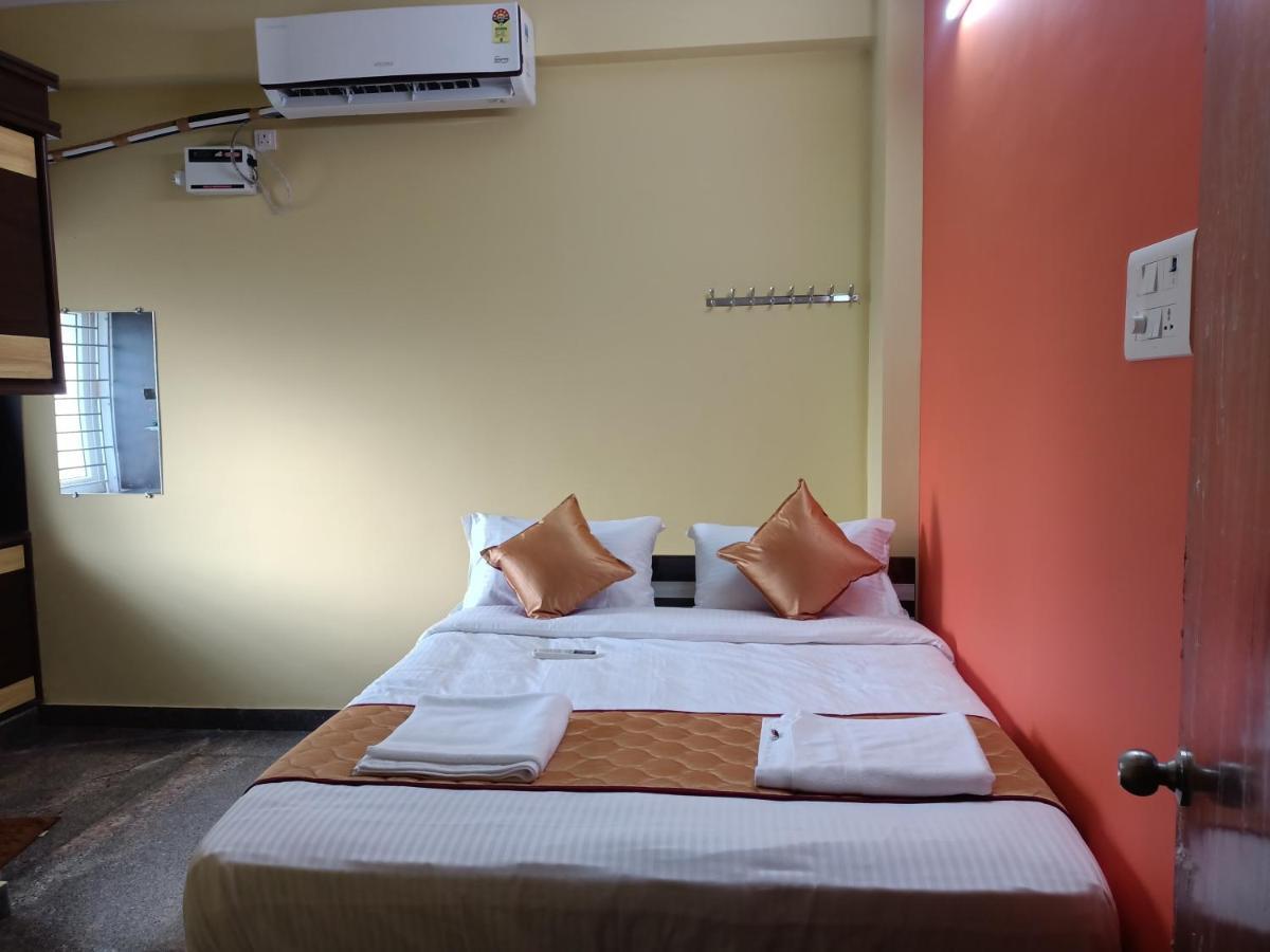 Four Seasons Home Stay Тирупати Екстериор снимка