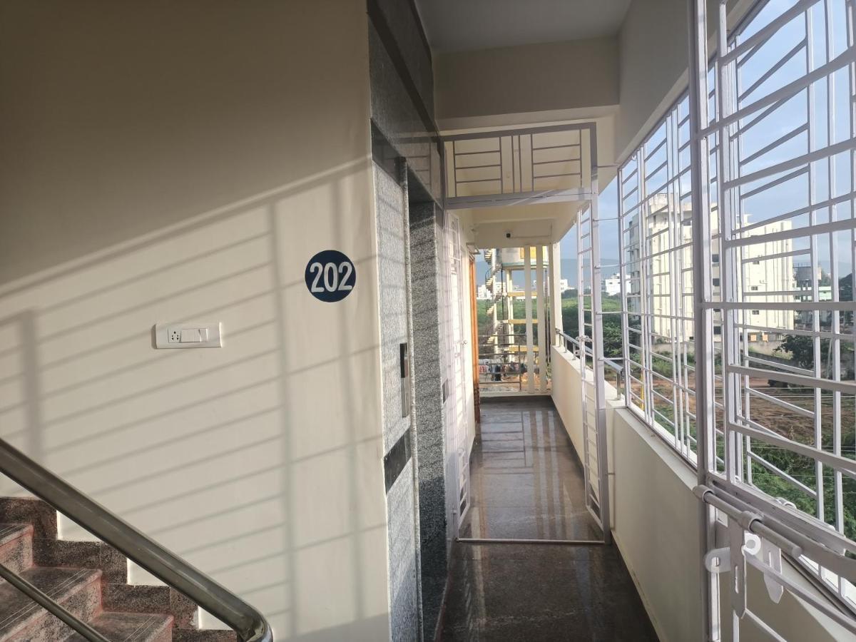 Four Seasons Home Stay Тирупати Екстериор снимка