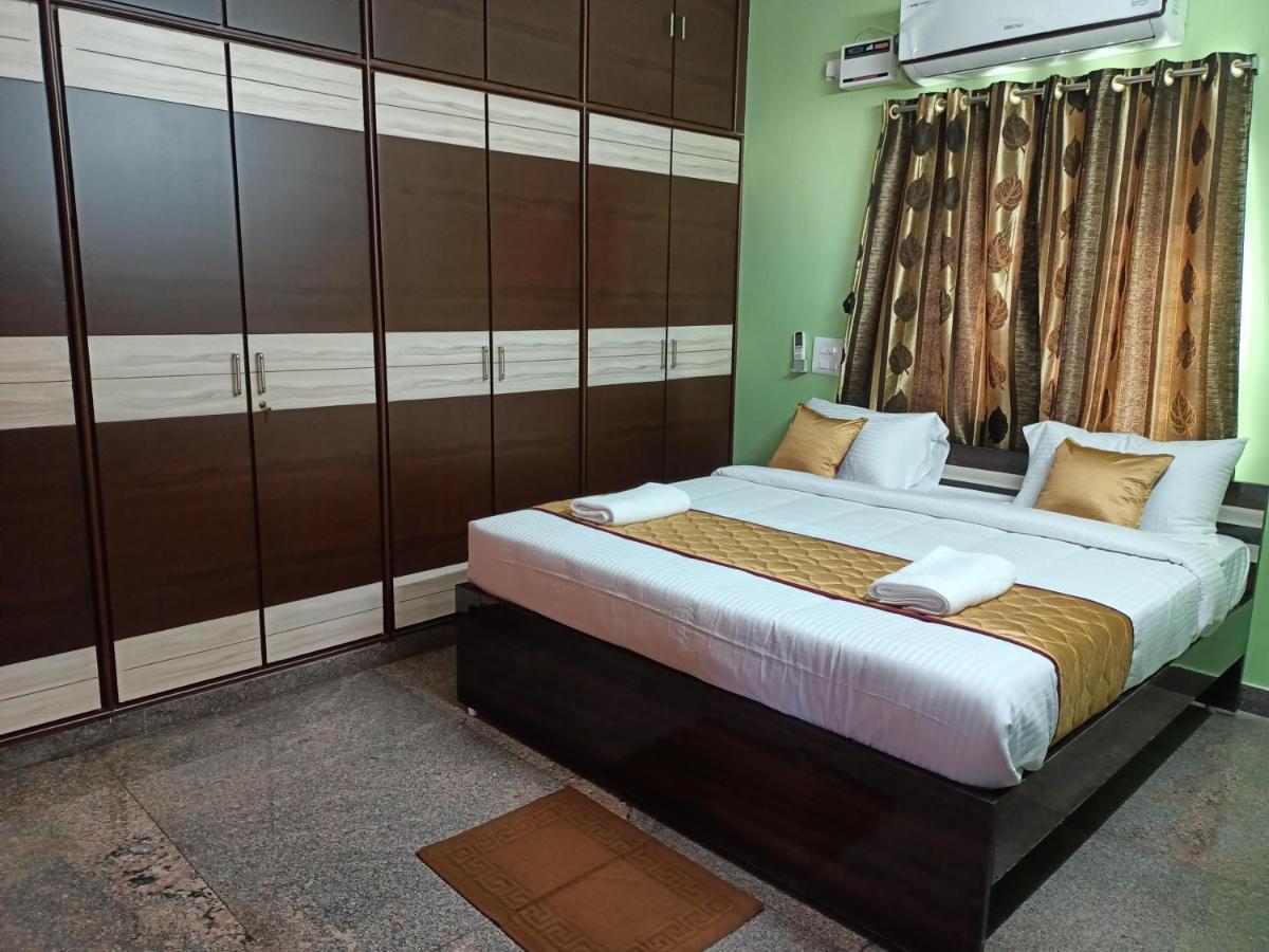 Four Seasons Home Stay Тирупати Екстериор снимка