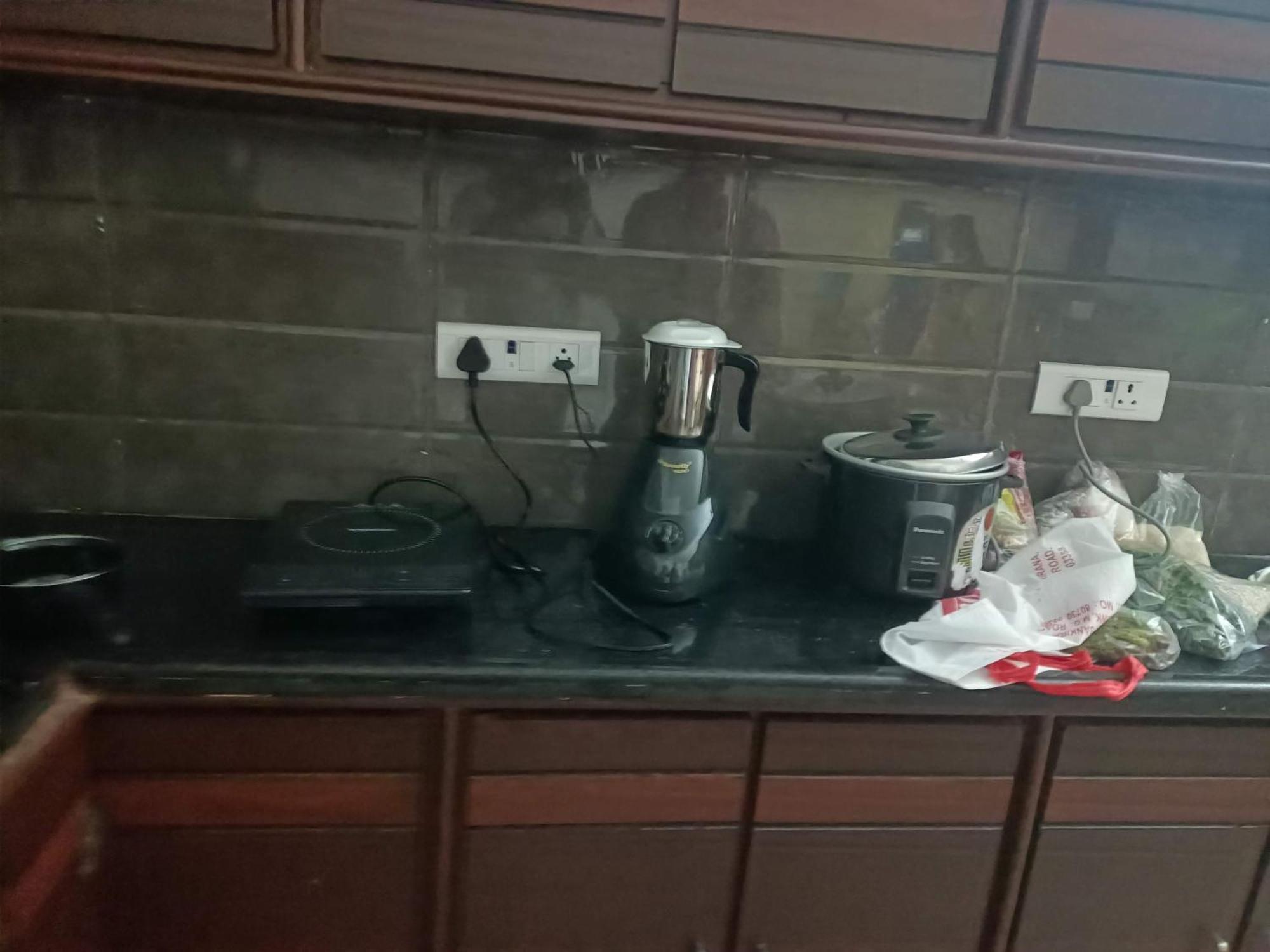 Four Seasons Home Stay Тирупати Екстериор снимка